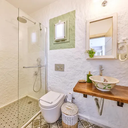 - Adult Only 2* Alacati