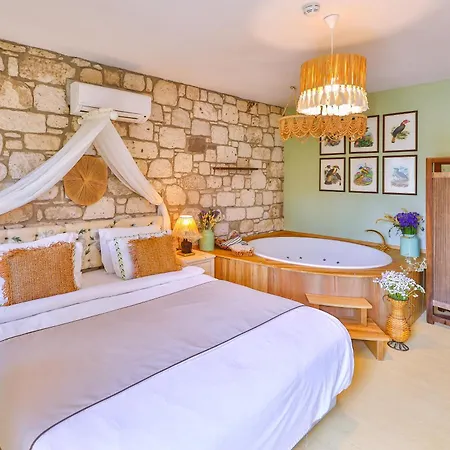 Ξενοδοχείο Palas Alacati - Adult Only 2*