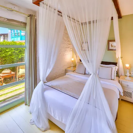 Hotel - Adult Only