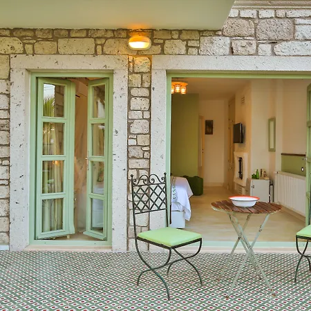 - Adult Only 2* Alaçatı