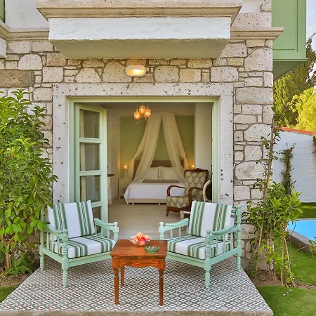 - Adult Only Hotel Alacati