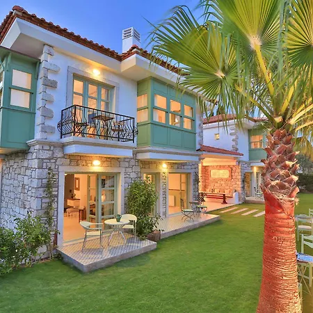 - Adult Only 2* Alacati