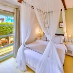 Otel - Adult Only