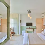Otel - Adult Only 2*