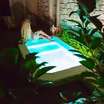 - Adult Only 2* Alaçatı