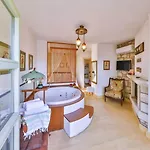 Otel - Adult Only Alaçatı